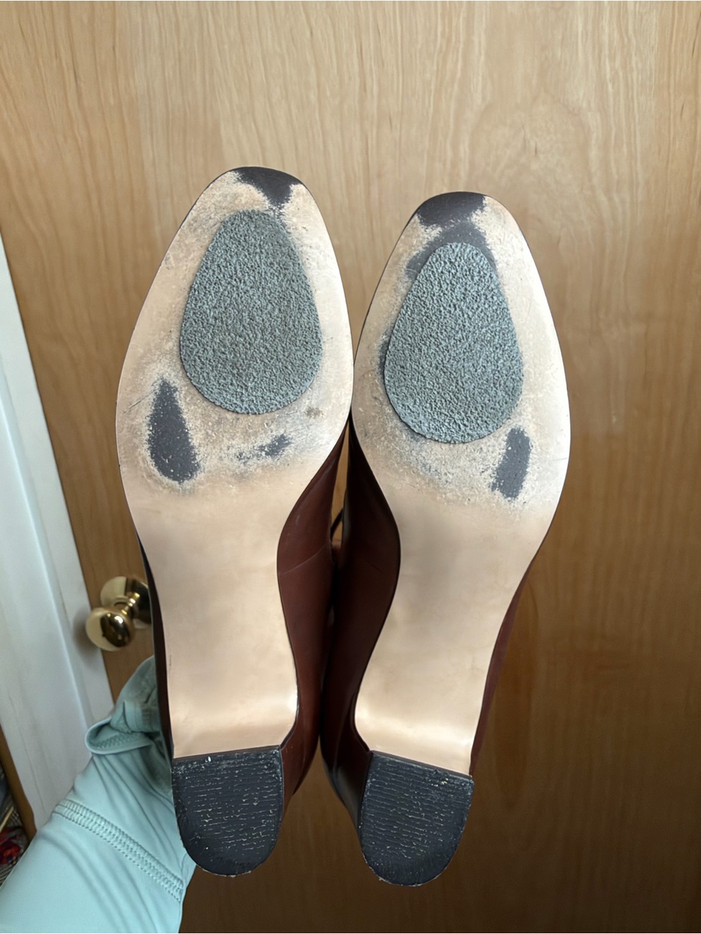Trotters Women’s Brown Leather Mary Jane Kitten Heels. Size: 6.5. - Picture 8 of 8